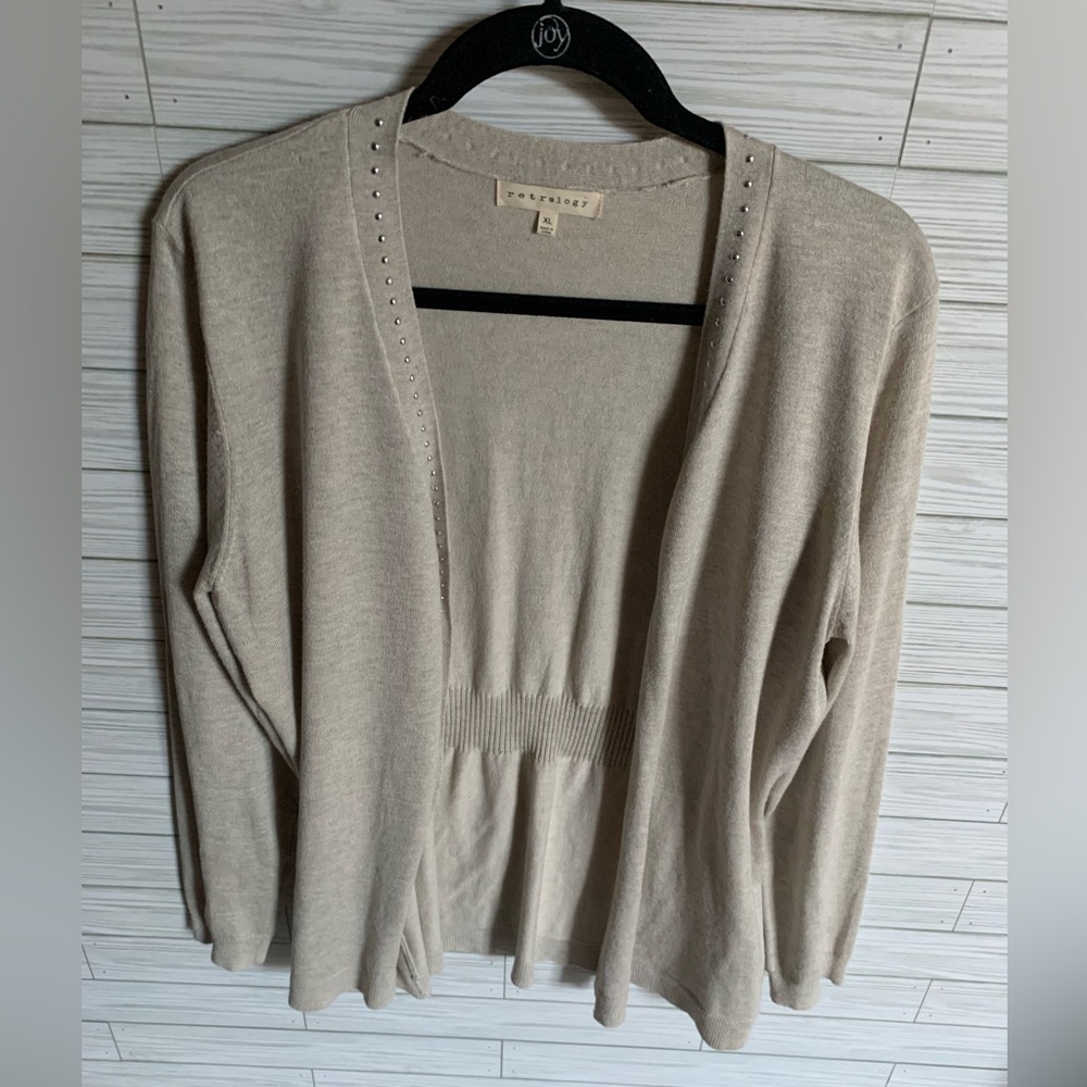 Retrology Light Tan Women's Cardigan w/ silve studs